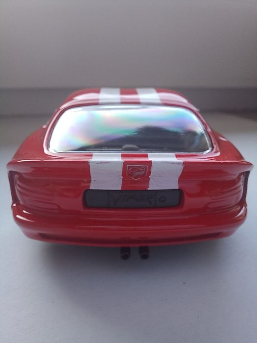 Bburago Dodge Viper GTS, skala 1:43