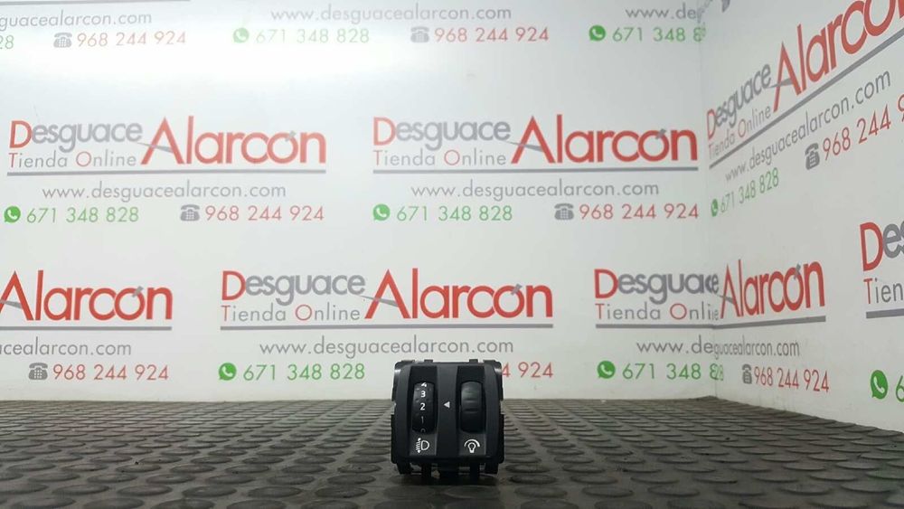 CONTROLE DE AJUSTE DE LUZES RENAULT CLIO IV BUSINESS