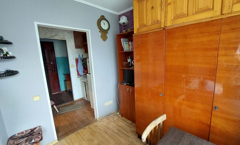 1 комнатная небольшая квартира в Лузановке