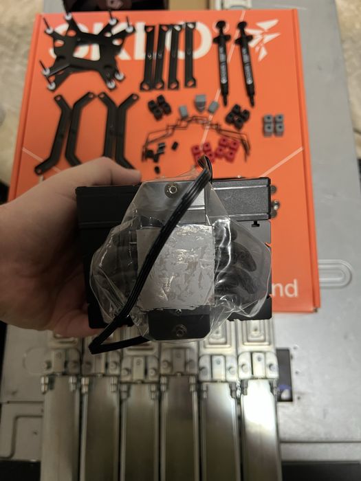 ID-COOLING Frozn A610 black