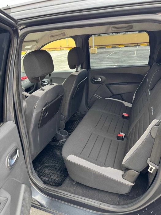 Dacia Lodgy 1.5 dCi Stepway 7L
