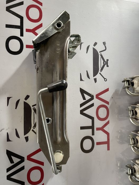 Домкрат Ауді А3 А4 А6 Гольф Пасат Венто Сеат Фольтсваген Крюк Ключ