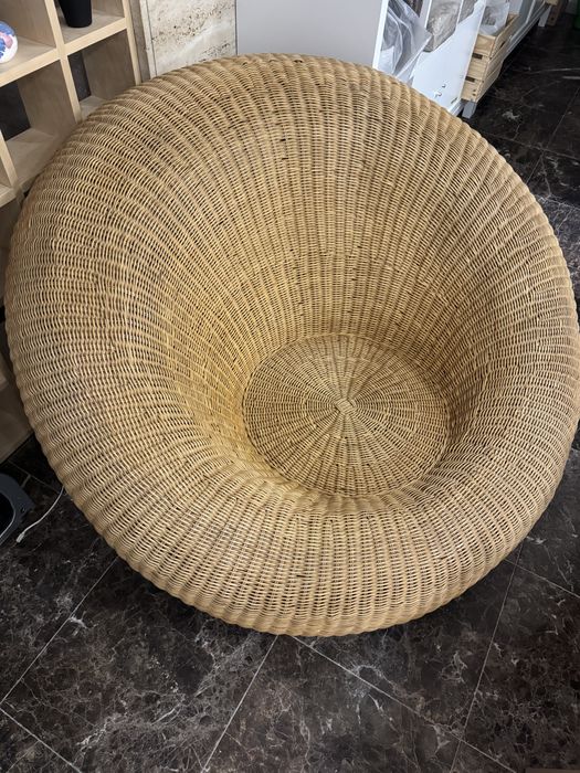 Cadeira Lounge redonda em rattan natural