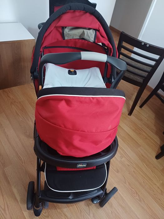 Vendo carrinho Chicco +ovo+ base asse..nto conjunto.435859262130114567