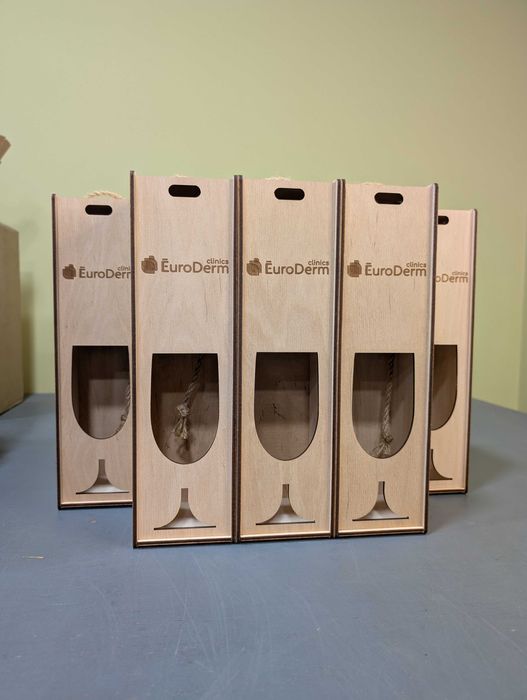 Подарункова упаковка з дерева з вашим логотипом / Коробки подарункові
