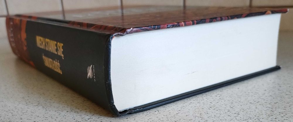 Niech stanie się światłość, Follett, wydanie specjalne
