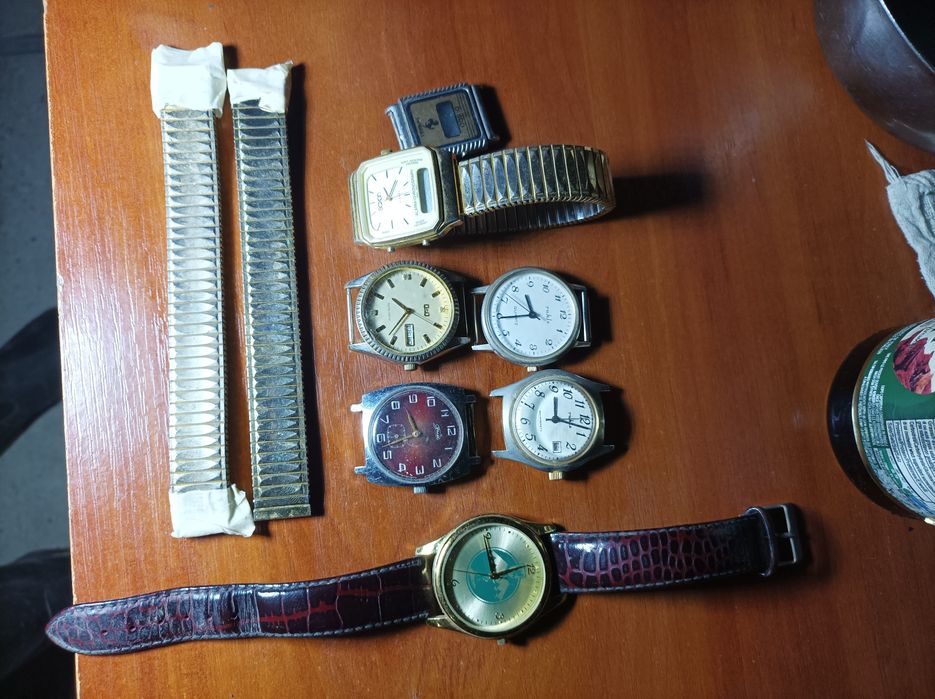 Годинники наручні