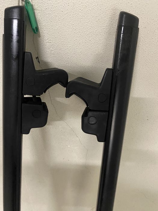 Barras de tejadilho em bom estado