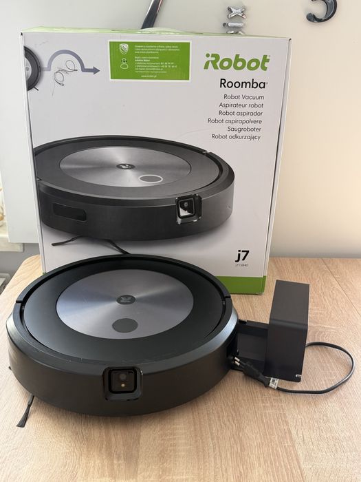 iRobot Roomba j7