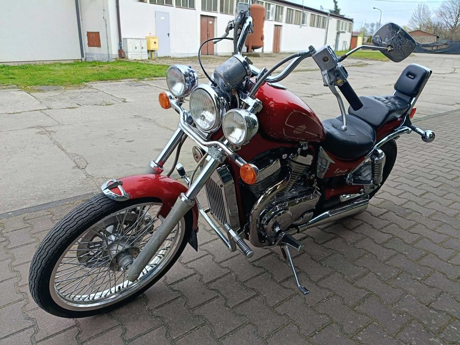 Suzuki Intruder 800  Tylko 17000 km.