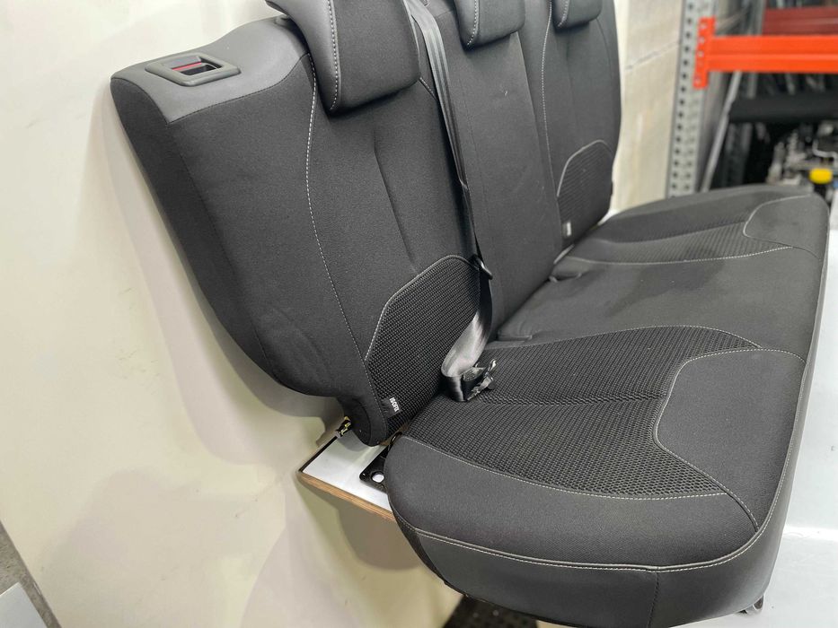 Banco traseiro completo Citroen DS3 1.6HDI (2015)