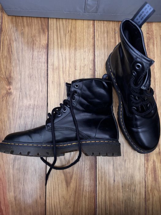 Botas em perfeito estado