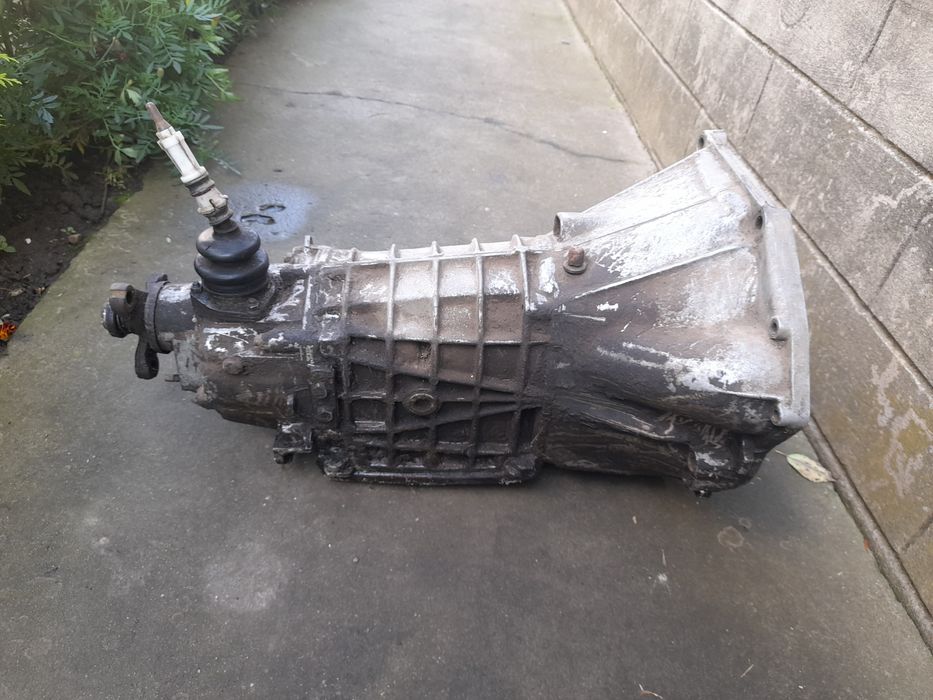 Коробка ВАЗ 2121 Нива ( 4 ступка )