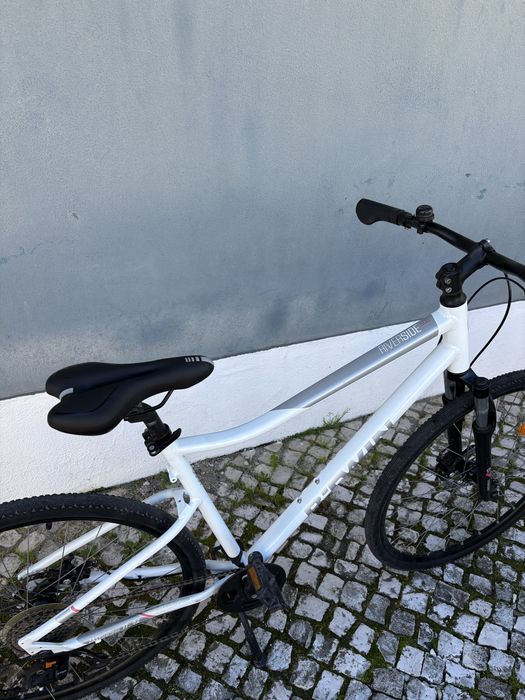 Bicicleta Riverside 500