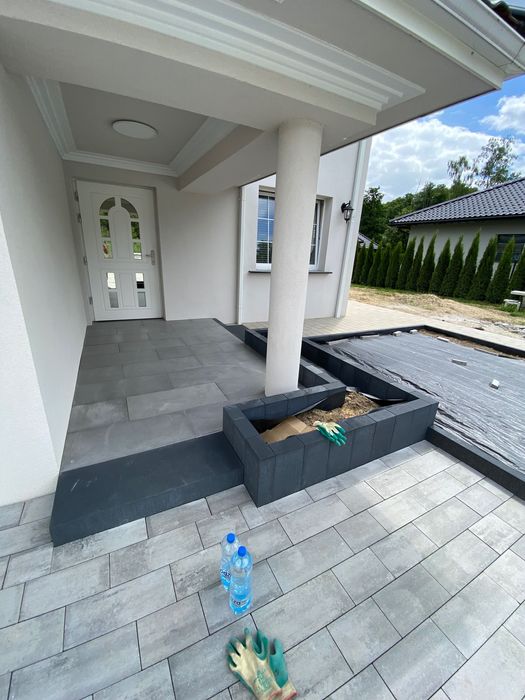 Układanie kostki brukowej/Brukarstwo