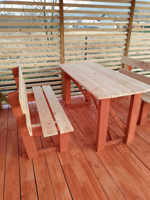 Altanka i meble ogrodowe