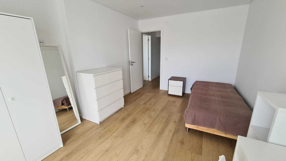 Quarto em Lisboa, na Ajuda.
