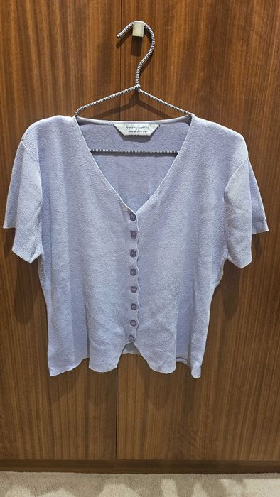 T-shirt com botões
