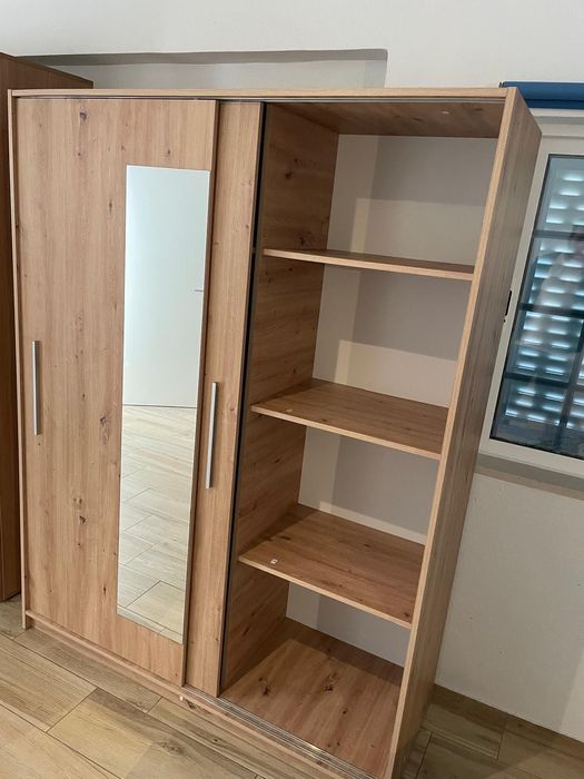 Roupeiro 2 portas com espelho