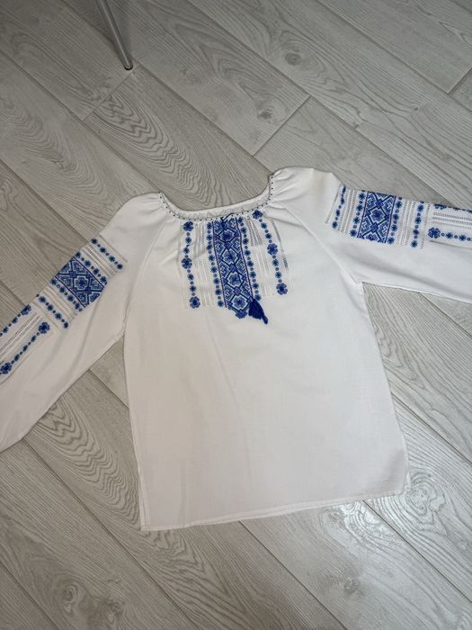 Вишиванка жіноча
