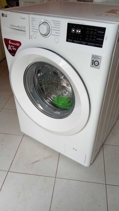 Máquina de lavar roupa LG