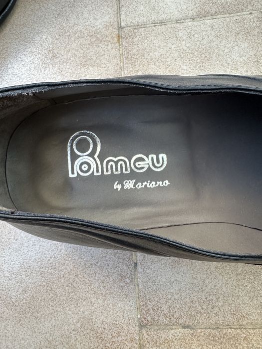 Sapatos pretos Romeu