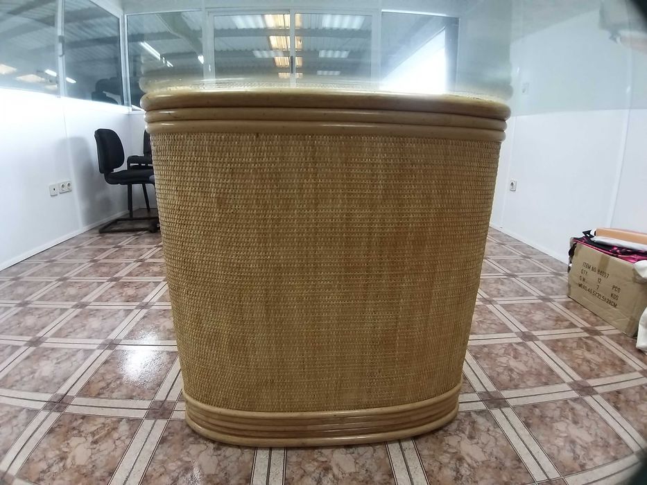 Mesa em bambu com vidro temperado