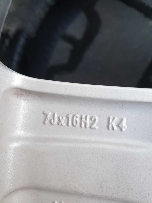 Felgi aluminiowe Borbet 16" 5x112 7j et48 Audi Skoda Seat Vw Cupra itp