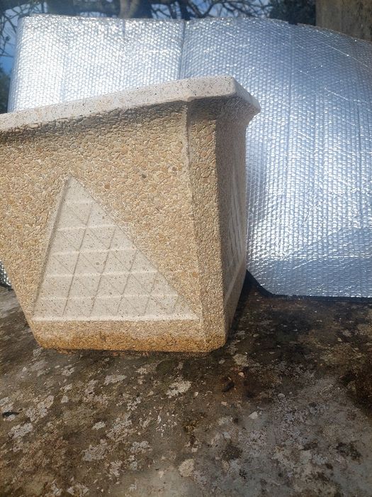 Vaso em betão quadro