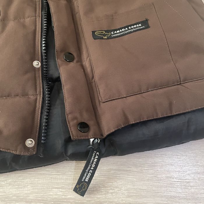 Жилетка пухова Canada Goose безрукавка канада гус пух
