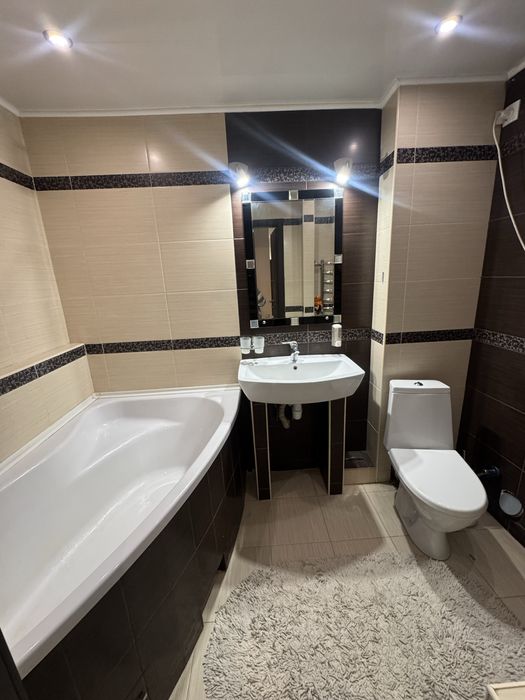 Оренда стильної  євротрійки вул.Конякіна