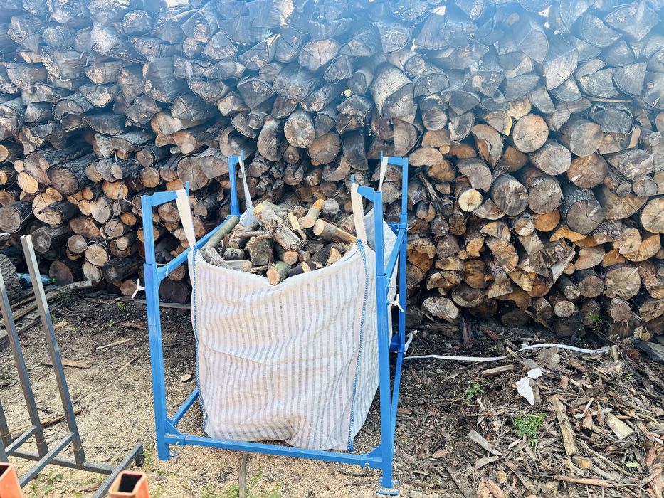 Stojak na big bag worki drewno gruz zborze pakowanie materiałów sypkich