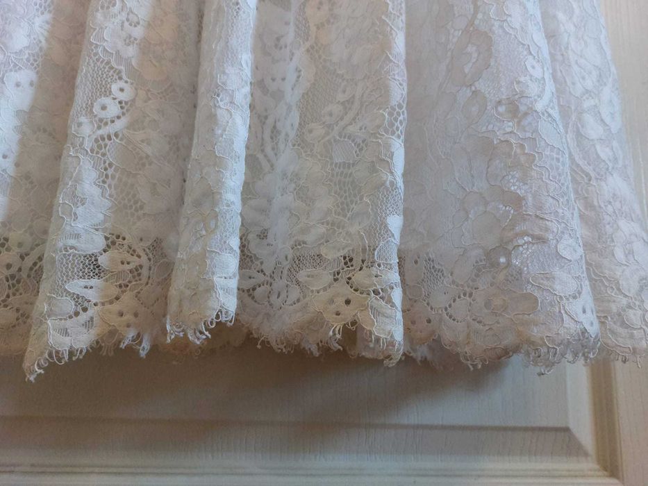 Suknia ślubna S/M- prosta, koronkowa, delikatna