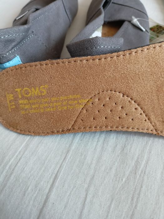 Toms nowe 41   .
