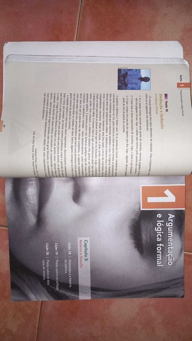 Manual de filosofia 11°ano