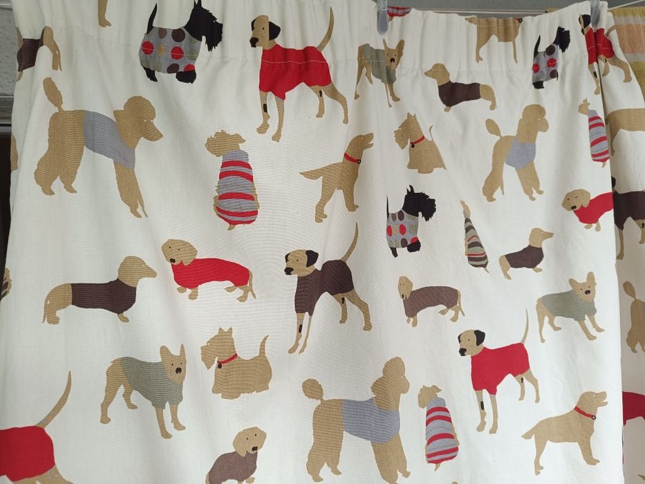 Штори з собаками такса,дог, інші