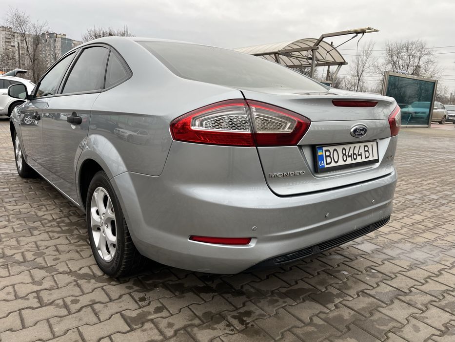 Ford Mondeo 2012 1.6 бензин