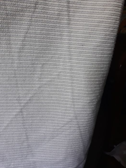 Colcha Nova de cor Beje 2,7 x 2 mts