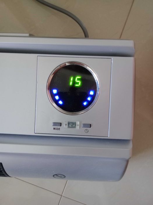 Aparelho de parede de ar frio e quente