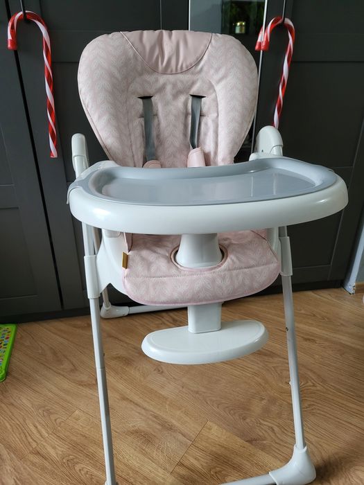 Krzesełko dla dziecka do karmienia