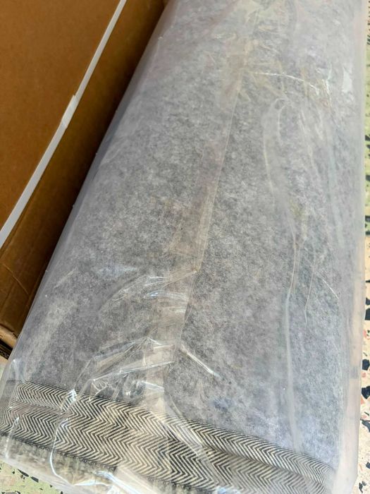 Tapete 300/300cm Cinza Claro