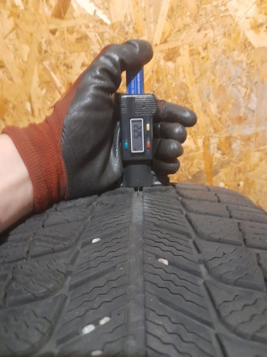 Шини Michelin X-Ice XI3 215/55 R17 98H XL Б/У 5 мм