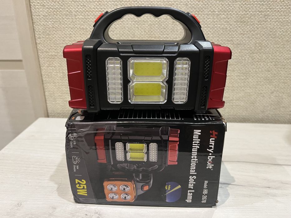 Фонарь LED с солнечной панелью