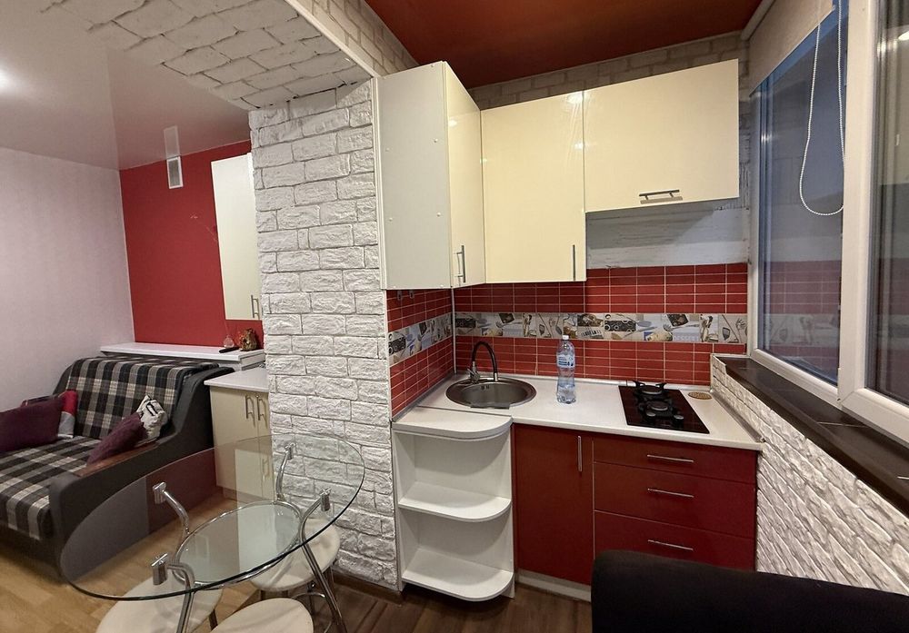 Продам терміново ! Квартира з ремонтом меблями та технікою, 1-кімн., 37 м², Ірпінь. Поруч центральний парк