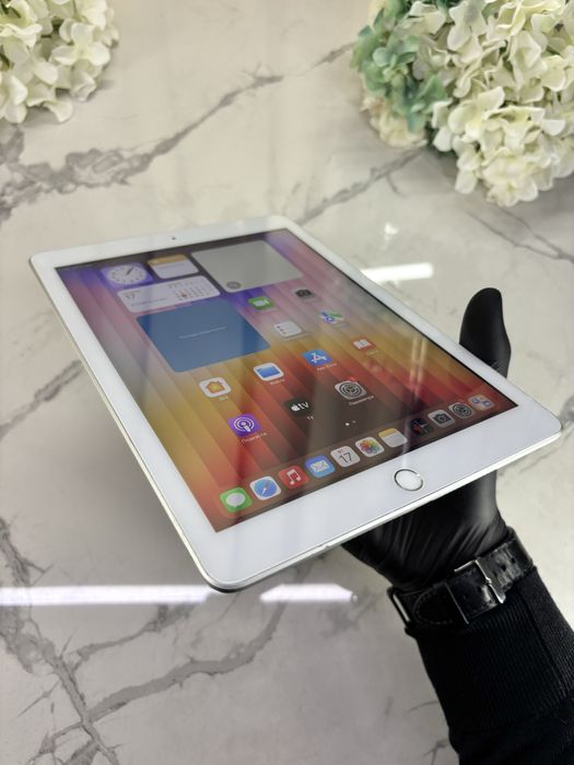 Чудовий iPad 6 32GB Neverlock 94%AKБ (Магазин Гарантія)