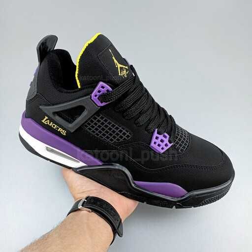 Tênis Air Jordan 4 Retro