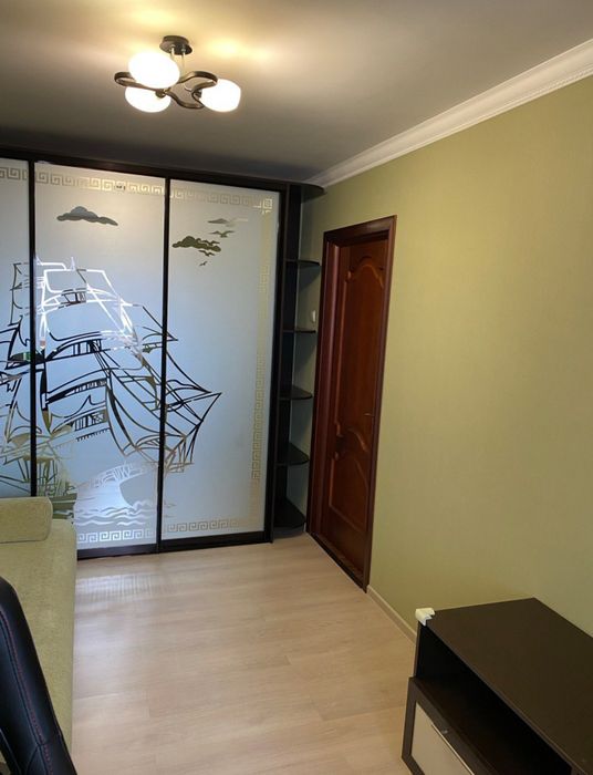 Продам отличную 2х комнатную квартиру в Ингульском районе.