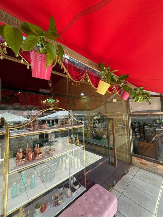 Salão de Beleza Premium a venda totalmente equipado pronto a trabalhar