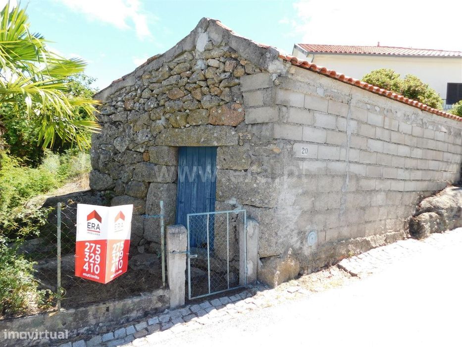 Moradia Rústica / Sabugal, Sortelha