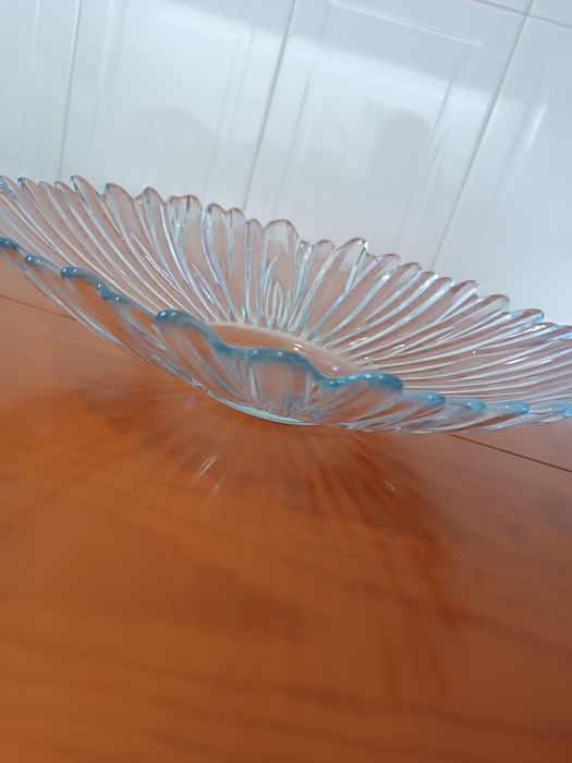 Taça Grande de Vidro.  Nova